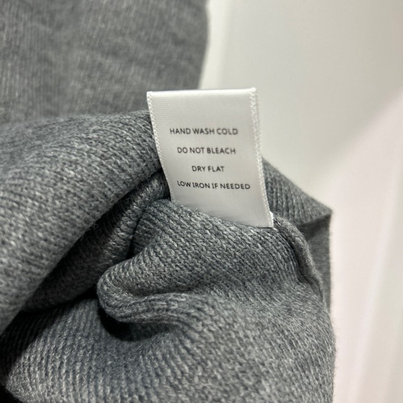 Evidnt NWT Mock Turtleneck Knit Sweater Top Medium Heather Gray Cut Sleeve - Picture 6 of 8